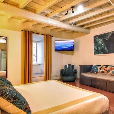 Le Clarisse Pigna Apartment Рим Екстер'єр фото