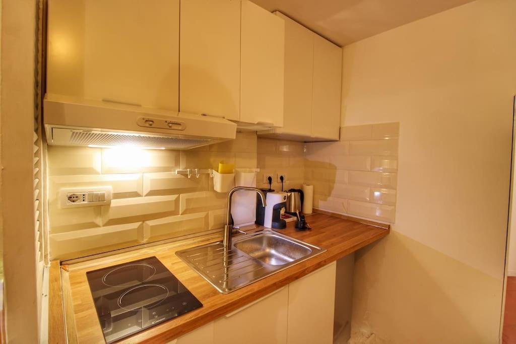Le Clarisse Pigna Apartment Рим Екстер'єр фото